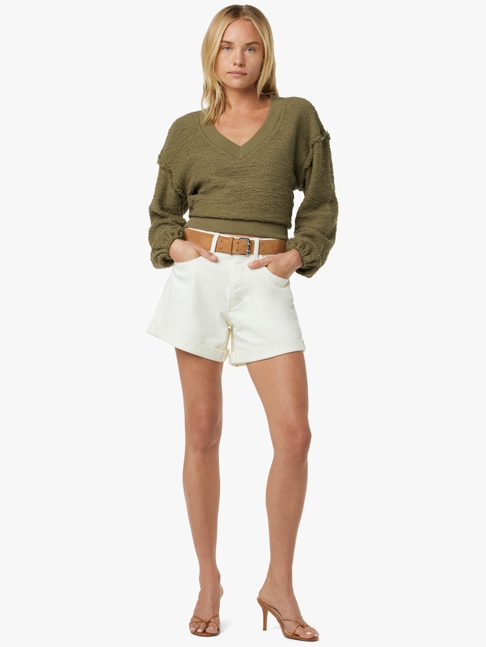 THE ALEX
HIGH RISE SHORT // VINTAGE STRETCH /
ROLLED HEM